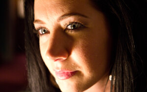 Nifty looking hot model does hot babes to her visitors in this one