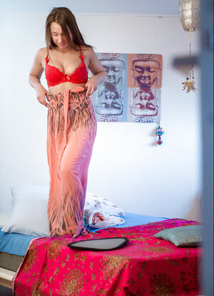 Brilliant individual teasing experience from a very curvy brunette