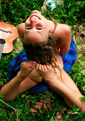 Absolutely all natural broad with dreadlocks showing her bush and pits