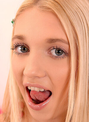 Intense tease from a blonde sweetie named Miriama Kunkelova