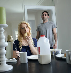 Blonde and furthermore meatier, older blonde are getting off in an FFM