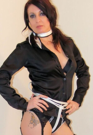 Black-haired Soccer mom loves being dominated by partner who adores bondage fetish